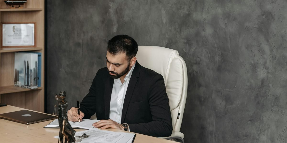 Don’t Risk It: When to Hire a Traffic Lawyer for Serious Driving Offenses