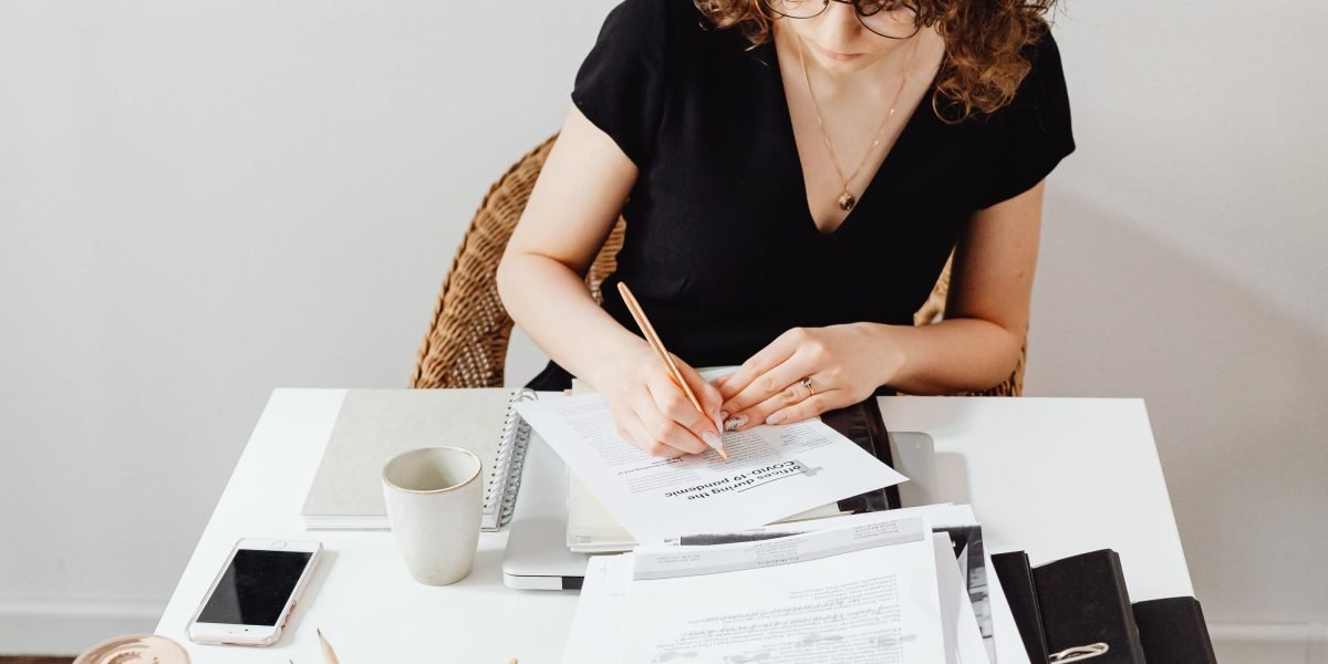 A legal professional brings order to scattered case documents and digital files, improving efficiency.
