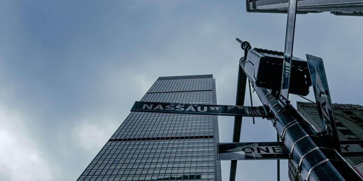 Choose Law Firms in NYC: Vet Expertise, Secure Data, Understand Fees